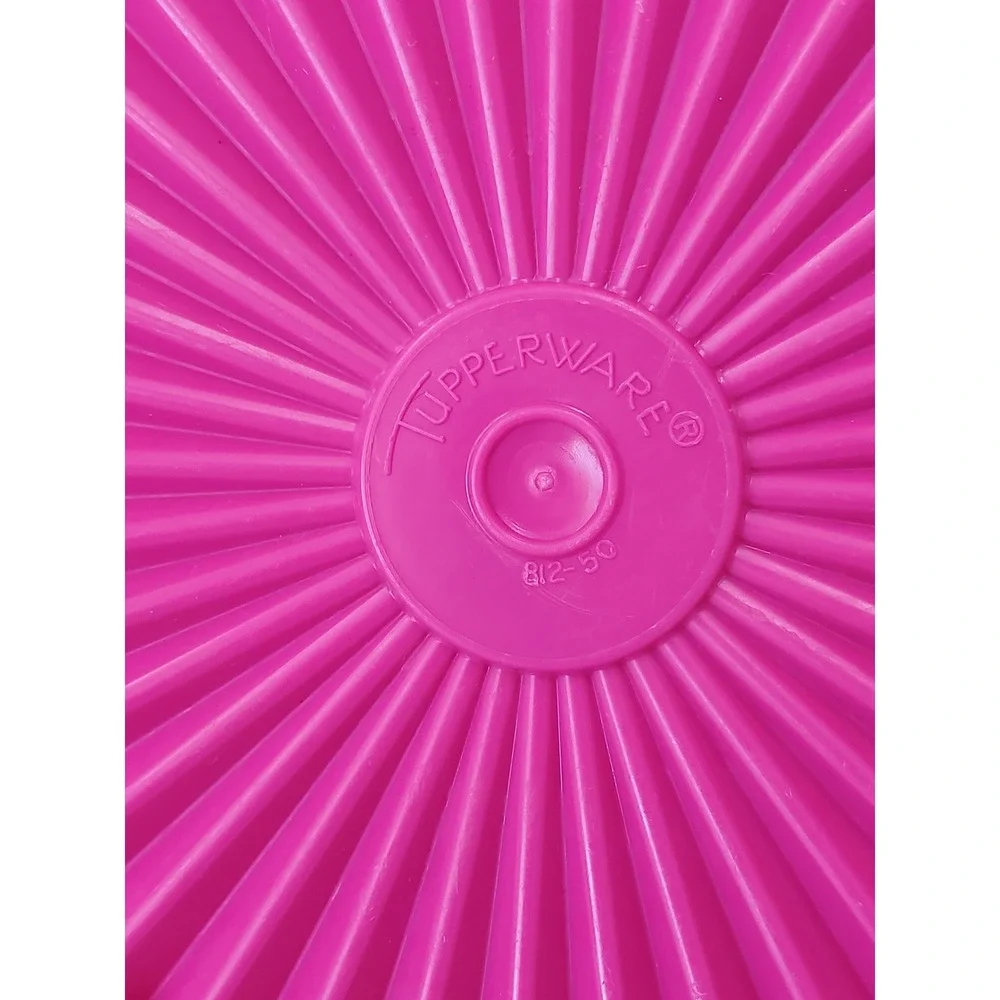 Tupperware Pink Sunburst Replacement Lid Seal 812-50‎ 5 Inch Round